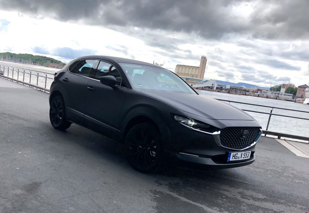 Hình ảnh của nguyên mẫu xe điện Mazda đang được thử nghiệm ở Na Uy