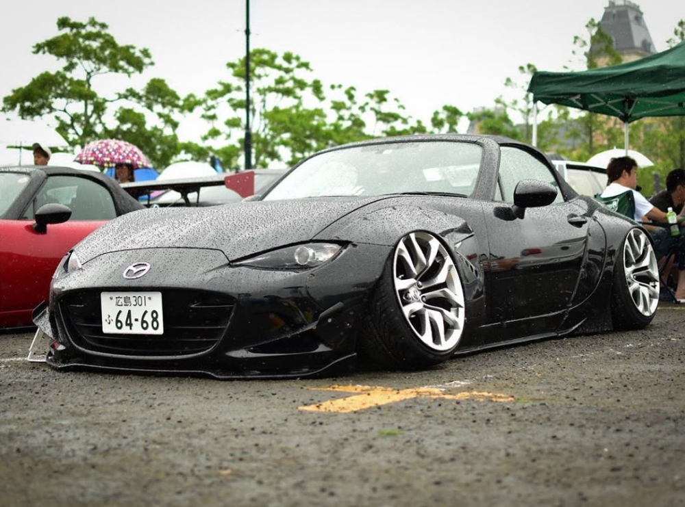 Chiếc Mazda MX-5 đã được độ theo phong cách sát đất rất độc ở Nhật Bản