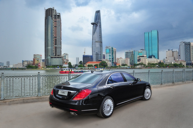 Dáng vẻ Mercedes-Benz S500 toát lên sự lịch lãm, quý phái Mercedes-Benz S500