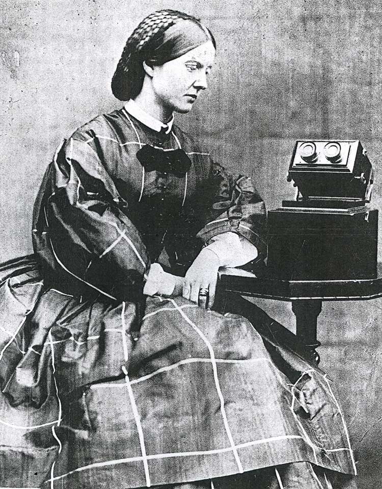 Nạn nhân đầu tiên là Mary Ward, một nhà thiên văn học và tự nhiên học nổi tiếng