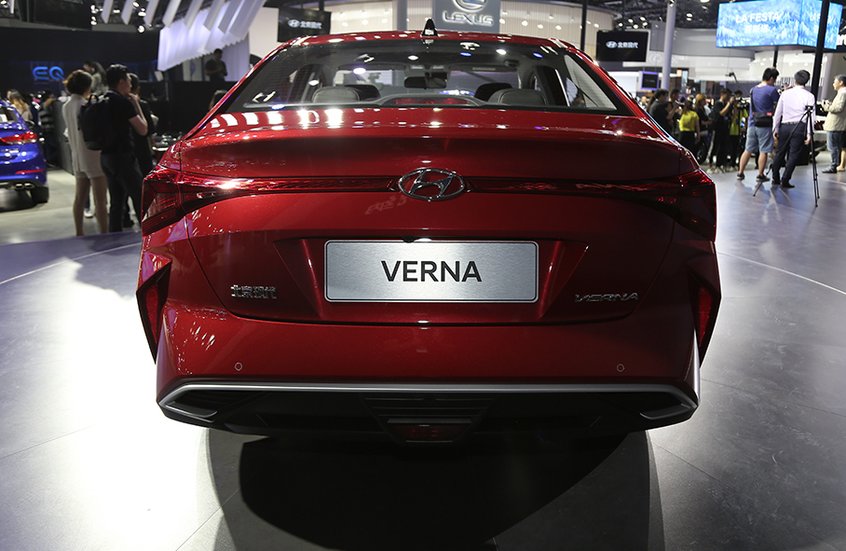 Hyundai Accent 2020 tại Trung Quốc có cụm đèn hậu nối liền mới Hyundai Accent 2020 tại Trung Quốc có cụm đèn hậu nối liền mới
