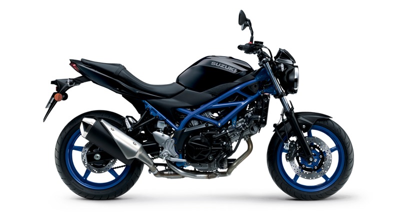 Phiên bản xanh đen trên Suzuki SV650 Phiên bản xanh đen trên Suzuki SV650