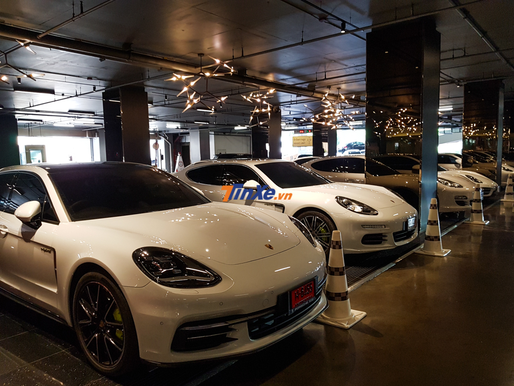 Những khu vực đỗ xe chỉ dành cho dòng Porsche Panamera
