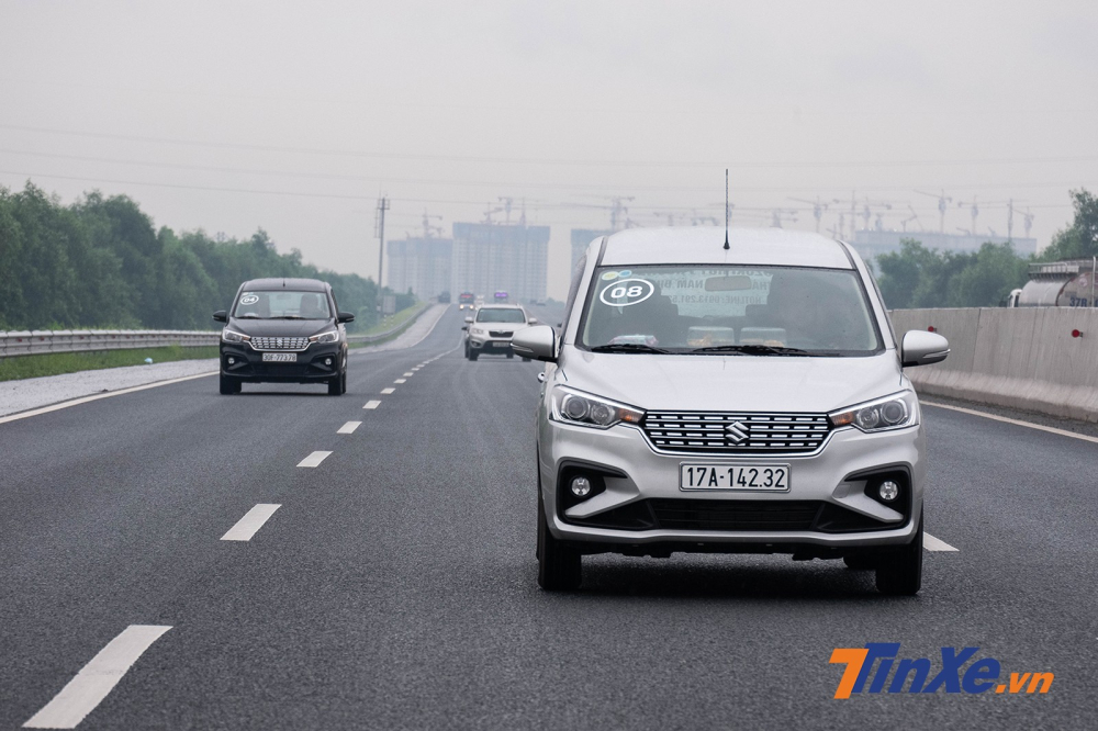 Theo thông tư mới, quy định về tốc độ tối đa trên cao tốc vẫn sẽ không vượt quá 120 km/h Theo thông tư mới, quy định về tốc độ tối đa trên cao tốc vẫn sẽ không vượt quá 120 km/h