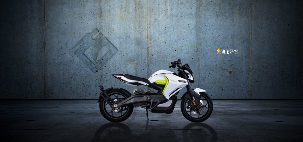 ER 10 được bán với giá 110 triệu đồng tại Trung Quốc