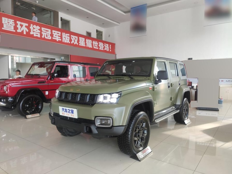 BAIC BJ40 70 Anniversary Edition đã được trưng bày tại đại lý ở Trung Quốc BAIC BJ40 70 Anniversary Edition đã được trưng bày tại đại lý ở Trung Quốc