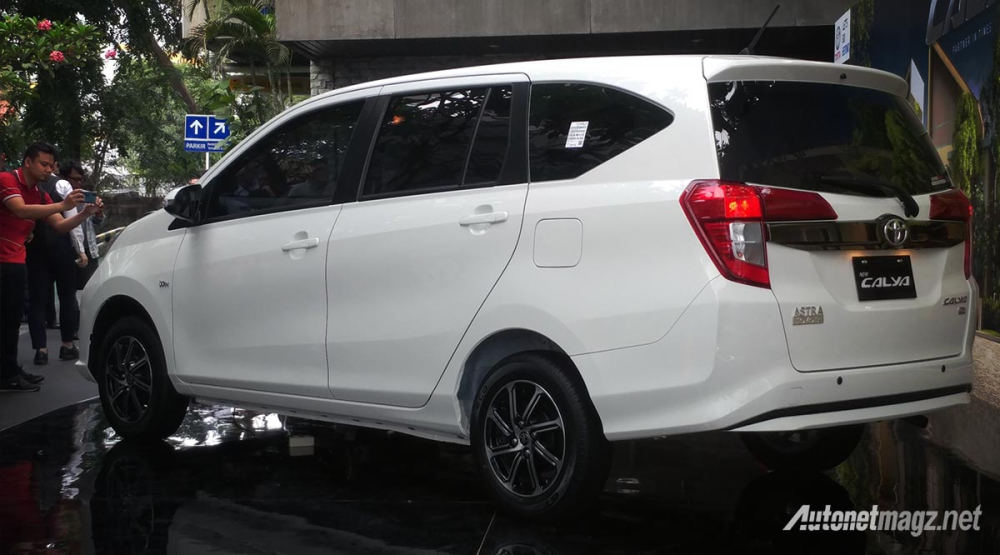 Toyota Calya 2020 được trang bị đèn hậu theo phong cách của Innova Toyota Calya 2020 được trang bị đèn hậu theo phong cách của Innova