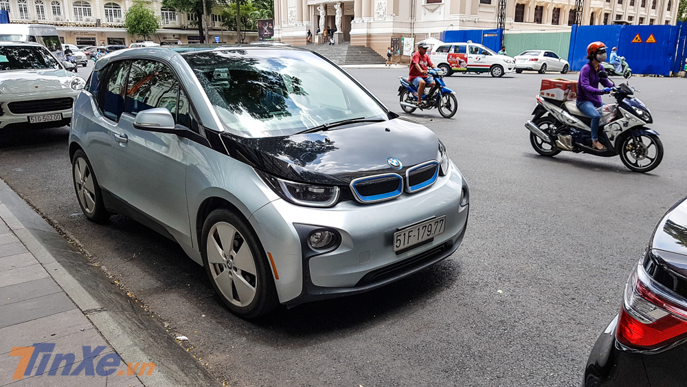 i3 Là một thành viên chủ chốt trong dòng xe xanh i của BMW