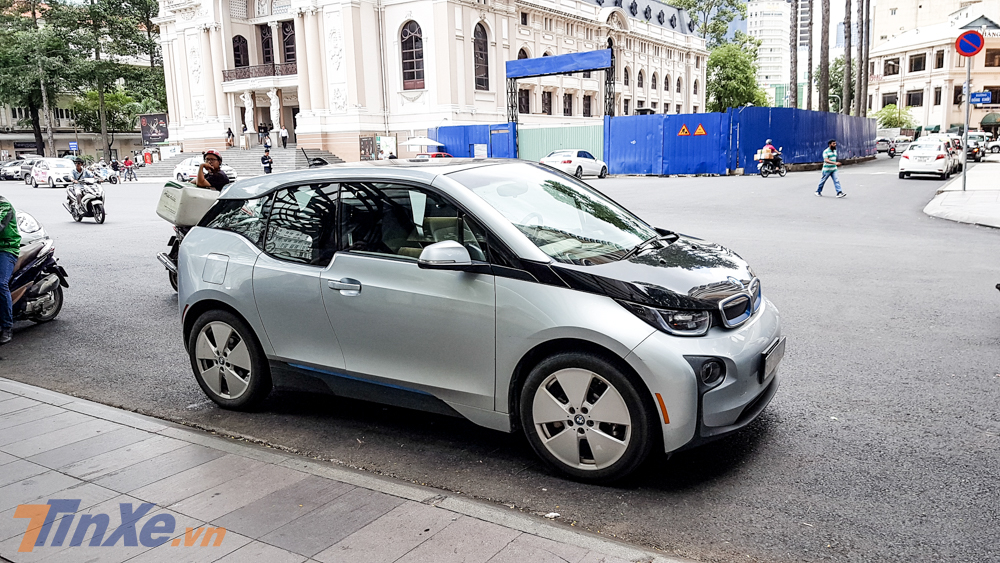 Chiếc BMW i3 độc nhất Việt Nam được đưa về Việt Nam từ năm 2015