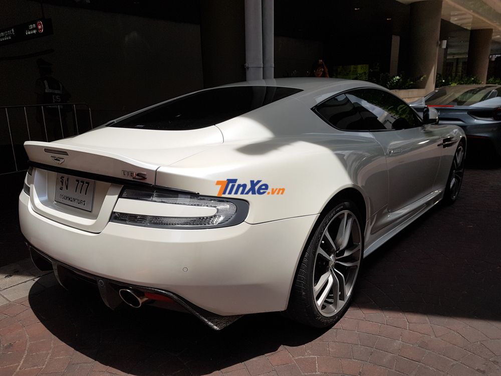 Ngoại hình xe không quá hầm hố hay góc cạnh như những Ferrari hay Lamborghini nhưng vẫn khiến không ít nhà giàu mê mệt với thiết kế sexy