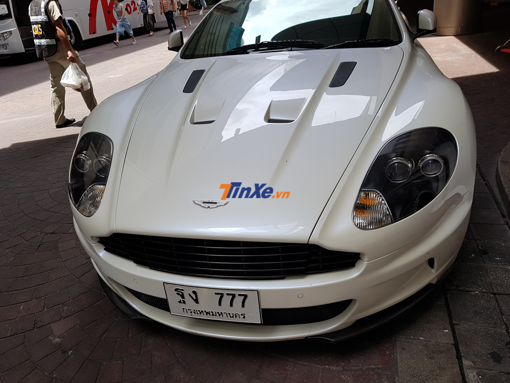 siêu xe Aston Martin DBS tại thái lan