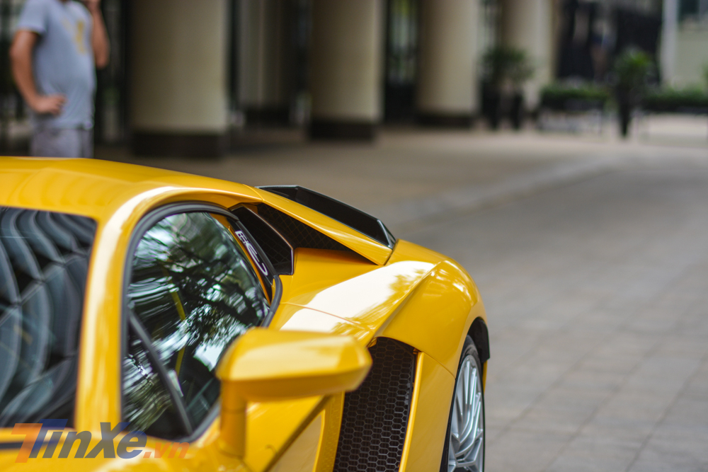 Lamborghini Aventador S có công suất tối đa đến 740 mã lực, cao hơn 40 mã lực so với bản tiêu chuẩn