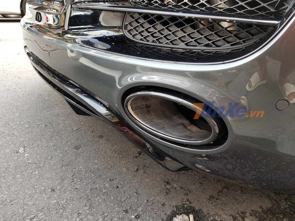 Audi R8 sở hữu số sàn độc nhất Việt Nam còn độ lại hệ thống ống xả của IPE