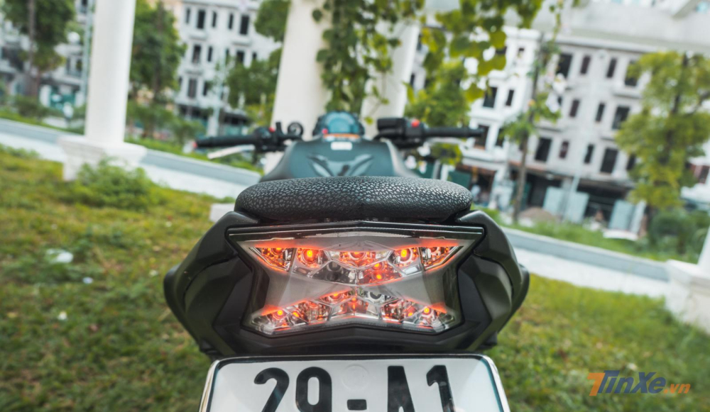 Bộ đèn hậu full LED Bộ đèn hậu full LED