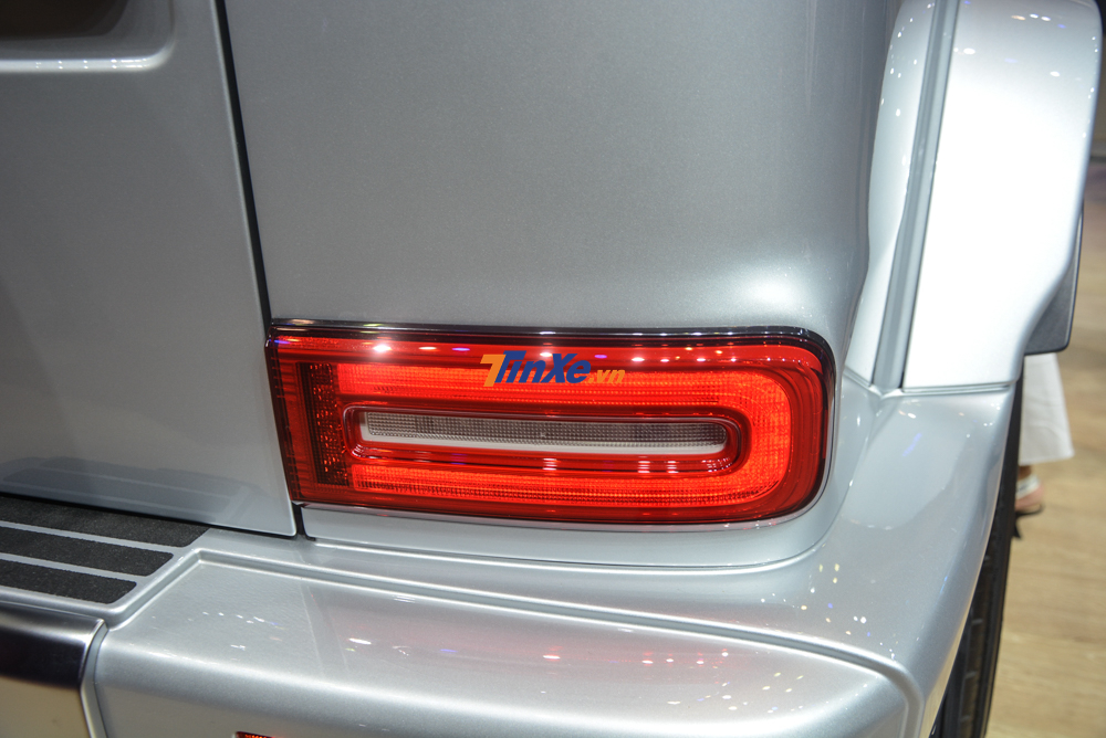 Đèn hậu xe dạng LED nhưng thiết kế gọn hơn đời trước