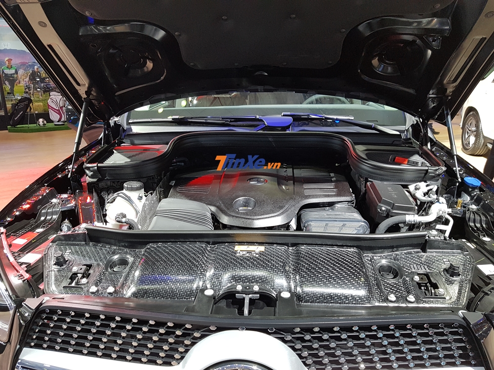 Mercedes GLE 450 4Matic 2019 bán tại Việt Nam được trang bị động cơ xăng I6, dung tích 3.0 lít