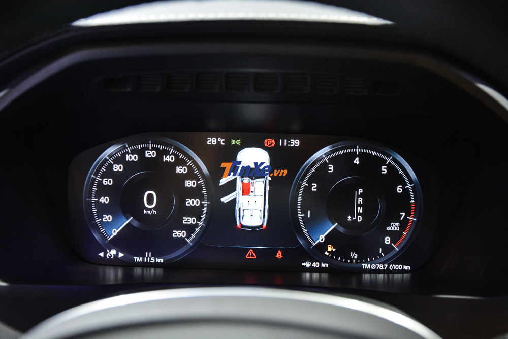 Cung cấp sức mạnh cho Volvo XC90 T6 Inscription 2020 là khối động cơ Drive-E T6 4 xy-lanh, dung tích 2.0 lít