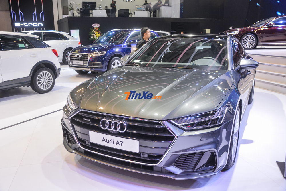 Đối với Audi Việt Nam, mẫu xe Audi A7 Sportback đã nâng tầm đẳng cấp chính là việc trang bị động cơ mild hybrid, đèn LED matrix HD, loạt ảnh dải sáng OLED, các màn hình cảm ứng MMI lớn với phản hồi xúc giác, âm thanh 3D cao cấp Bang&Olufsen
