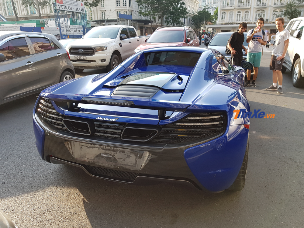 Người mua siêu xe McLaren 650S Spider màu xanh Aurora Blue lúc Minh Nhựa bán lại chính là Cường Đô-la
