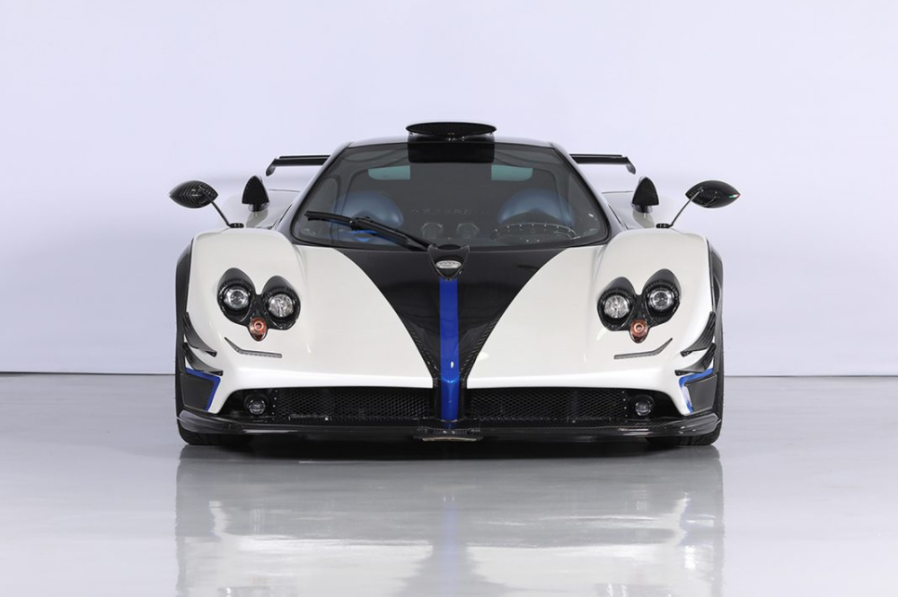Siêu phẩm Pagani Zonda Riviera độc nhất vô nhị này thuộc sở hữu của một đại gia Ả-rập Xê-út Siêu phẩm Pagani Zonda Riviera độc nhất vô nhị này thuộc sở hữu của một đại gia Ả-rập Xê-út