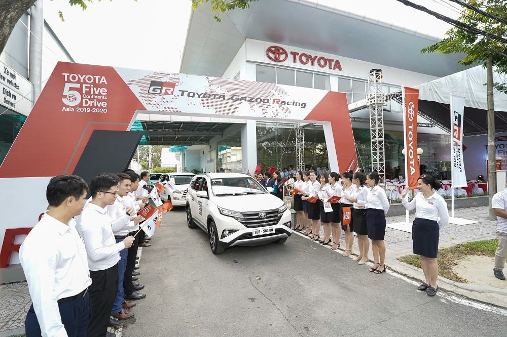 Việt Nam là điểm cuối cùng của “Hành trình 5 châu cùng Toyota” 2019 Việt Nam là điểm cuối cùng của “Hành trình 5 châu cùng Toyota” 2019