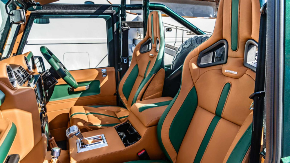 Nội thất của xe mang tính chất sang trọng và đẹp mắt vô cùng Nội thất của xe mang tính chất sang trọng và đẹp mắt vô cùng