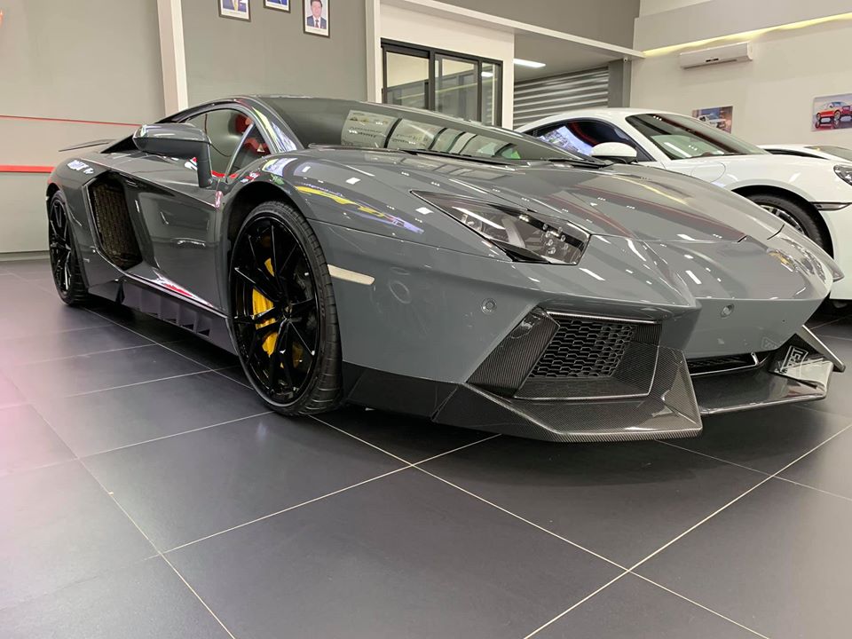 Siêu xe Lamborghini Aventador LP700-4 mang biển Lào về Việt Nam, nguồn gốc  xe gây bất ngờ