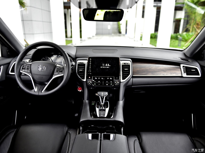 Đánh giá xe Honda URV 2018 Mẫu crossover 5 chỗ hoàn hoàn mới  Danhgiaxe