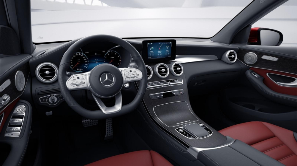 Mercedes Benz GLC 300 2023: Giá xe Mercedes Benz GLC 300 và khuyến mãi mới  nhất