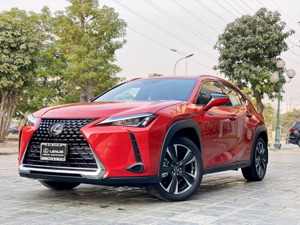 Lexus UX 2020 đầu tiên về Việt Nam cận Tết Nguyên đán Lexus UX 2020 đầu tiên về Việt Nam cận Tết Nguyên đán