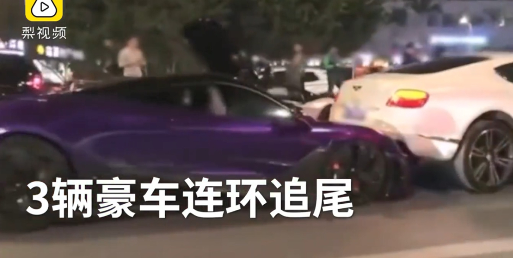 Còn siêu xe McLaren 720S màu tím độ Mansory lại tông vào đuôi xe Bentley Continental GT Speed Còn siêu xe McLaren 720S màu tím độ Mansory lại tông vào đuôi xe Bentley Continental GT Speed