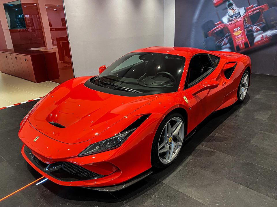 Siêu xe Ferrari F8 Tributo thứ 2 xuất hiện tại Việt Nam