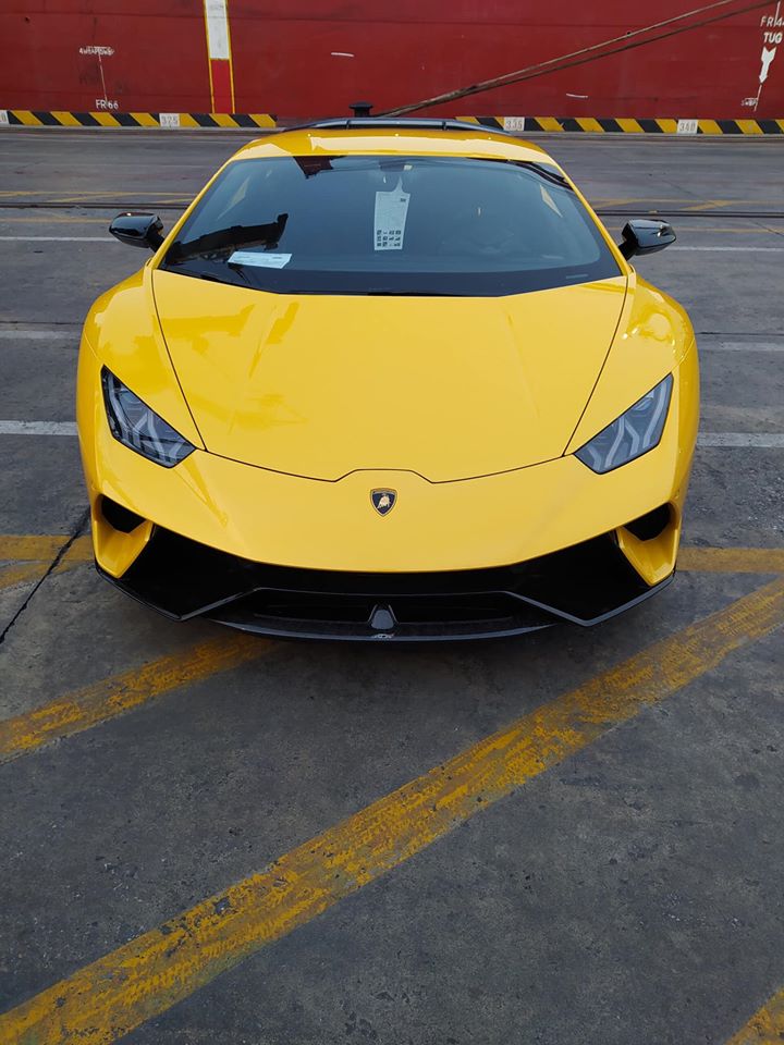 Siêu xe Lamborghini Huracan Performante đầu tiên về Việt Nam