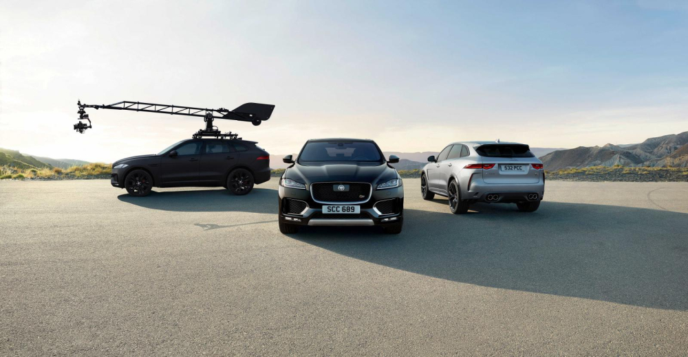 Sự kết hợp của Jaguar và Canon cho thấy khả năng vận hành của Jaguar F-Pace và công nghệ quay phim hoàn hảo của Canon. Sự kết hợp của Jaguar và Canon cho thấy khả năng vận hành của Jaguar F-Pace và công nghệ quay phim hoàn hảo của Canon.