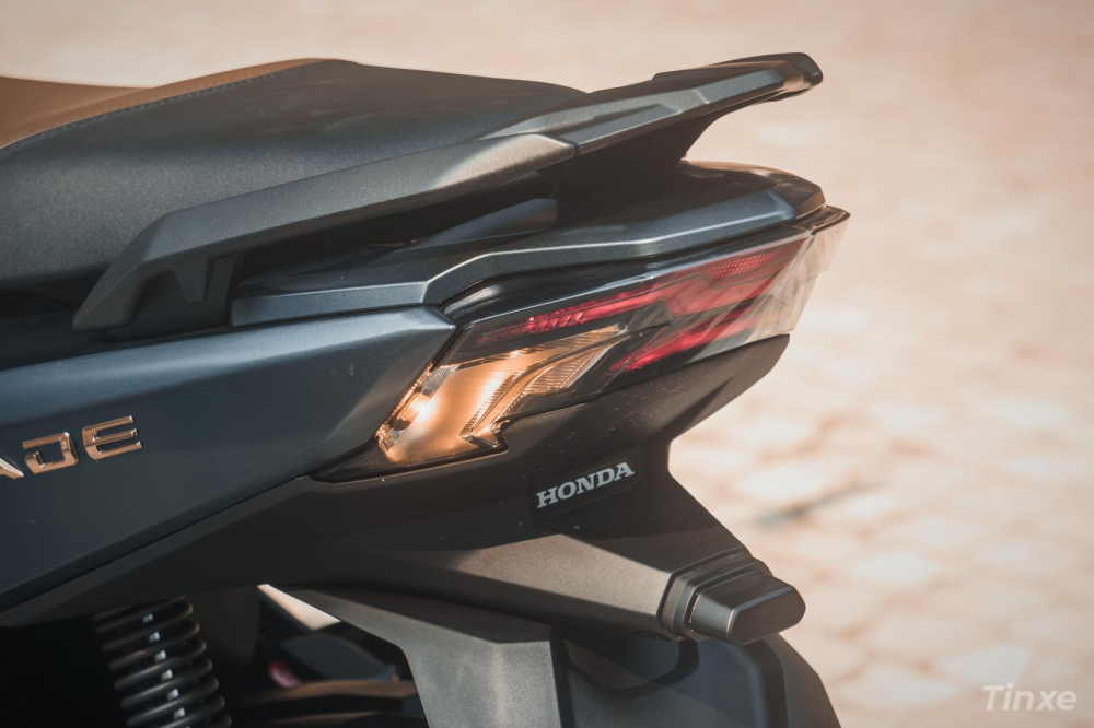 Đánh giá Honda Air Blade 2020: Tay ga gọn gàng, nam tính nhưng hơi "chát"