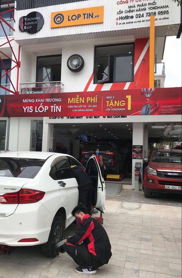 Trước diễn biến dịch bệnh căng thẳng, nhu cầu diệt khuẩn, vệ sinh xe cũng tăng cao Trước diễn biến dịch bệnh căng thẳng, nhu cầu diệt khuẩn, vệ sinh xe cũng tăng cao