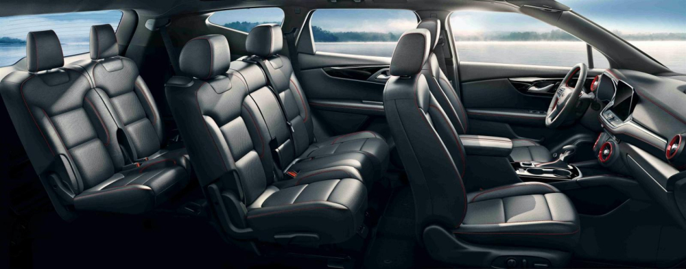 7-seat SUV Chevrolet Blazer 2021 exposing spacious interior, heated