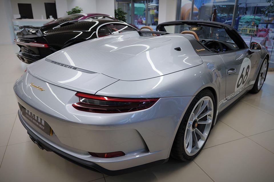 The first Porsche 911 Speedster came to Hong Kong, priced ...