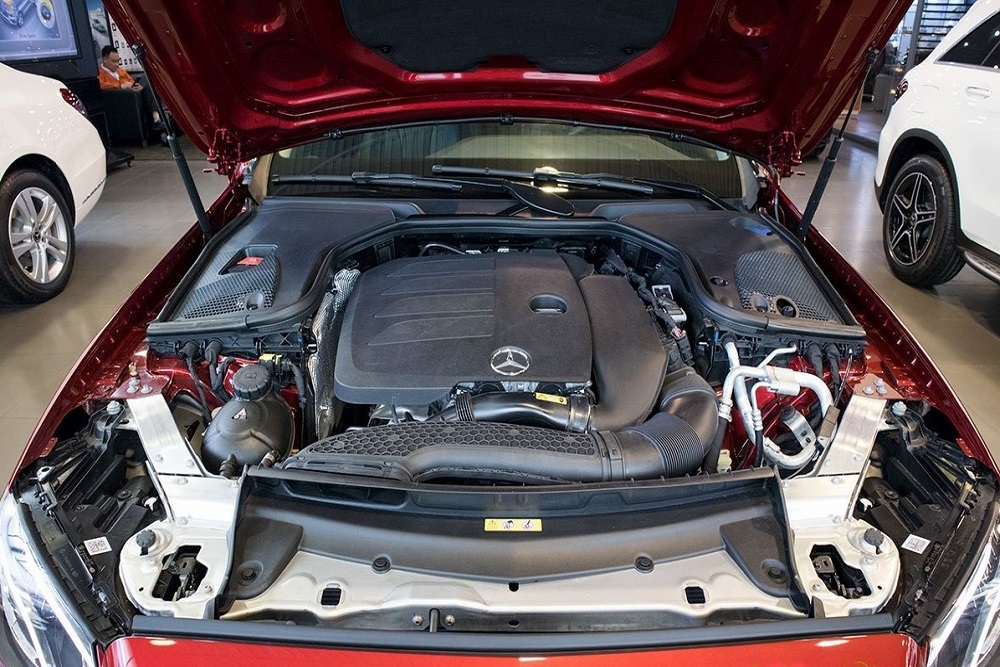 Động cơ Mercedes-Benz E 180 2020 Động cơ Mercedes-Benz E 180 2020