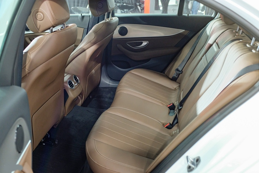 Ghế ngồi Mercedes-Benz E 180 2020 Ghế ngồi Mercedes-Benz E 180 2020