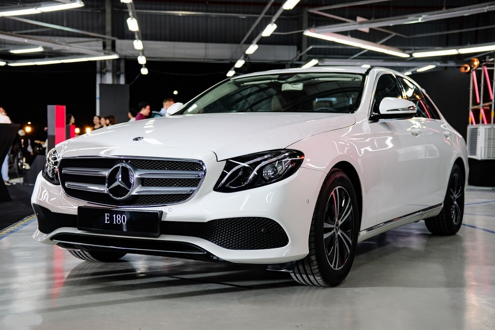 Giá xe Mercedes-Benz E 180 2020 Giá xe Mercedes-Benz E 180 2020