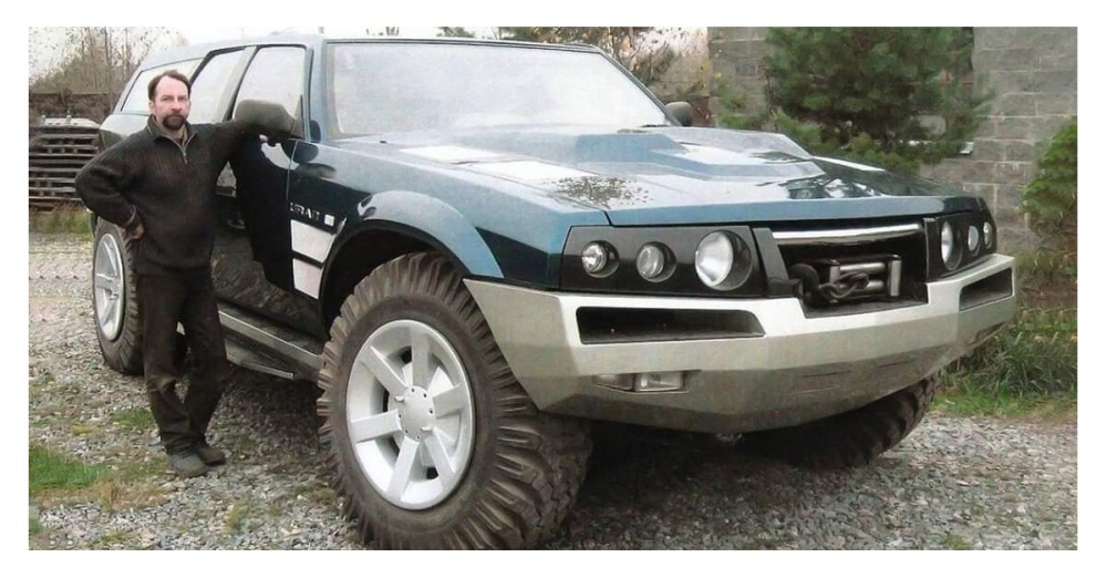 Uran là một mẫu SUV to lớn độc nhất vô nhị ra đời tại Nga cách đây hơn 20 năm Uran là một mẫu SUV to lớn độc nhất vô nhị ra đời tại Nga cách đây hơn 20 năm