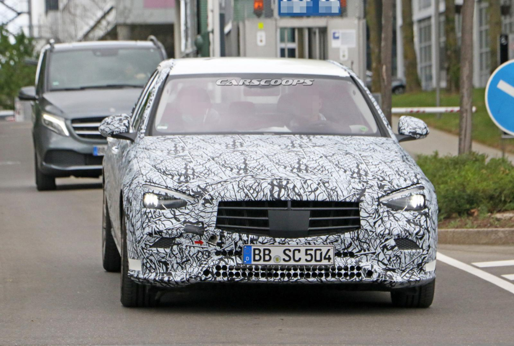 Mercedes-Benz C-Class 2021 được trang bị cụm đèn pha thanh mảnh Mercedes-Benz C-Class 2021 được trang bị cụm đèn pha thanh mảnh