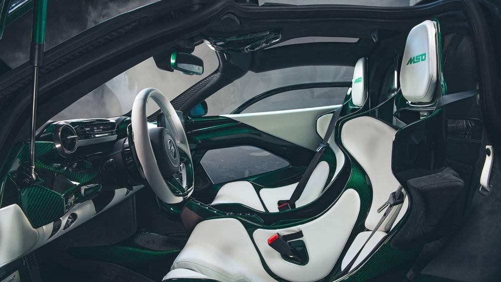 Ghế lái thiết kế