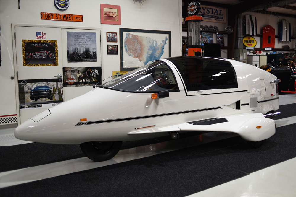 Pulse Autocycle là một phương tiện kỳ lạ mang dáng vẻ như máy bay Pulse Autocycle là một phương tiện kỳ lạ mang dáng vẻ như máy bay