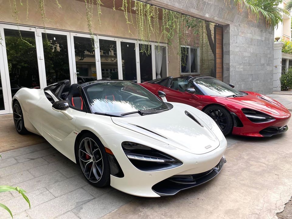 McLaren 720S Spider trắng đỏ