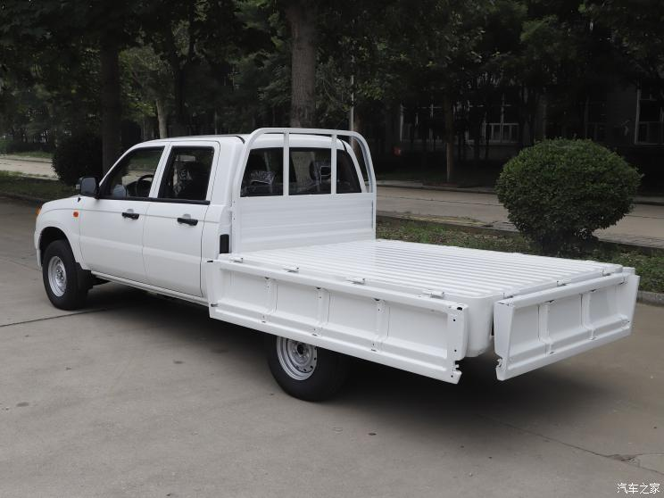 Thành thùng xe có thể hạ xuống hoàn toàn