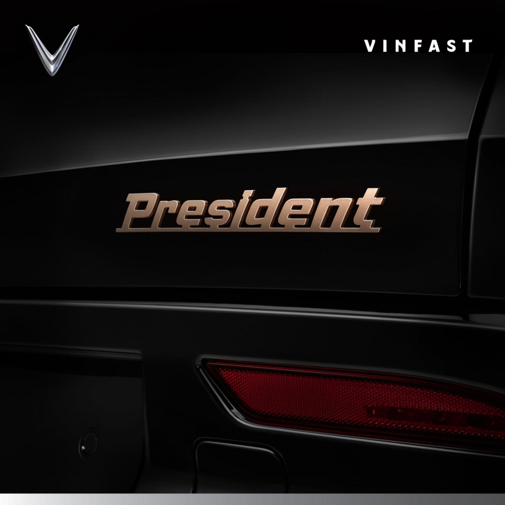 Xe mới của VinFast có tên President là phiên bản hiệu suất cao của Lux SA2.0 với động cơ V8?