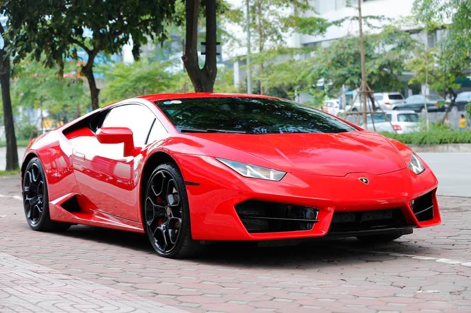 Giá xe Lamborghini Huracan LP580-2 mới nhất 2023 - Tinxe