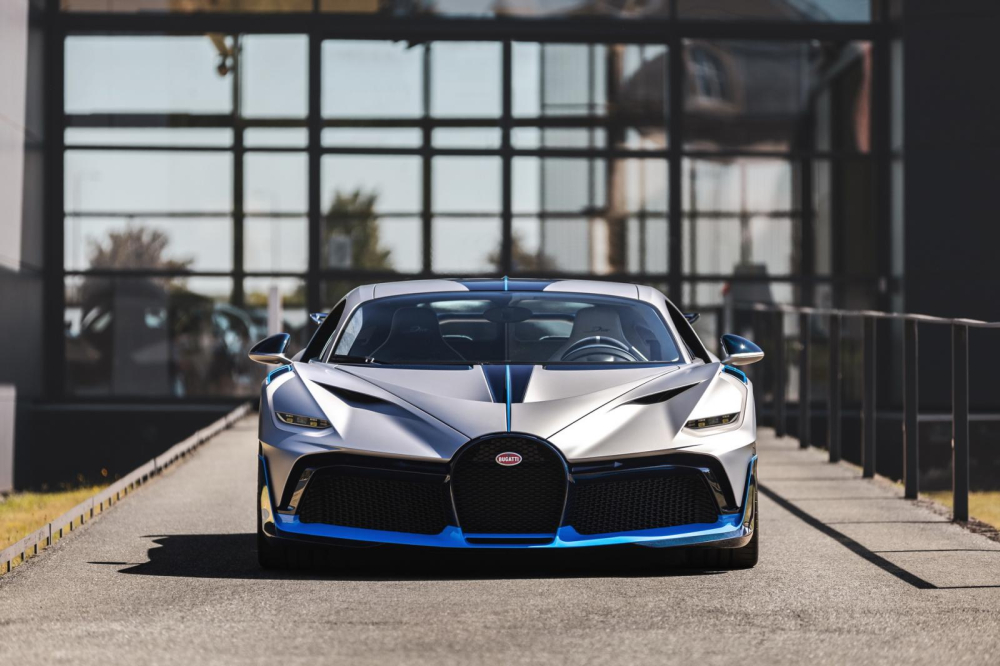 Bugatti Divo chỉ có 40 chiếc được sản xuất Bugatti Divo chỉ có 40 chiếc được sản xuất